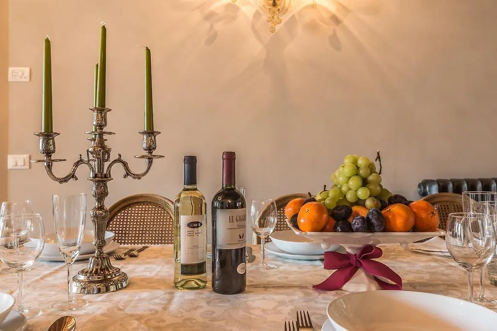 Palazzina Canal Apartment Venice